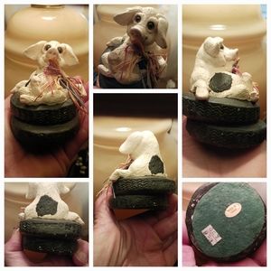 Pete Apsit 1992 Vtg Black And White Pig Layed Back On Tire Figurine